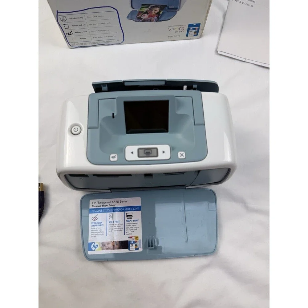 HP PhotoSmart A522 Portable Inkjet 4x6 Color Photo Printer USB PictBridge